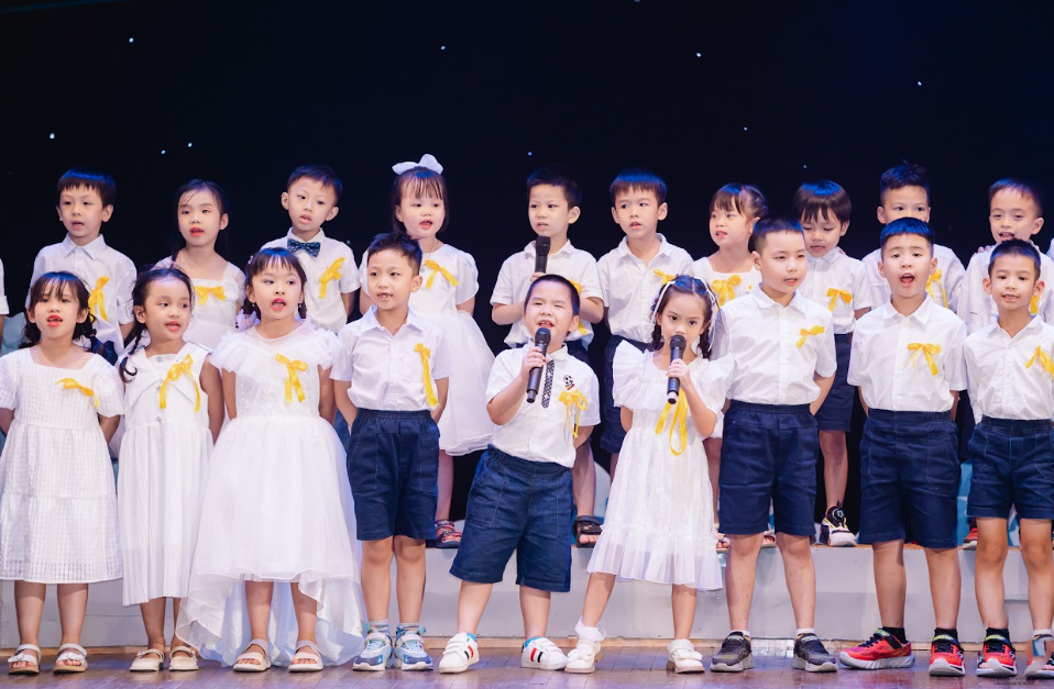 Trường tiểu học ở quận Cầu Giấy với cách học Sử độc đáo: Trẻ &quot;thấm&quot; lòng yêu nước từ vô vàn hoạt động thú vị - Ảnh 5.