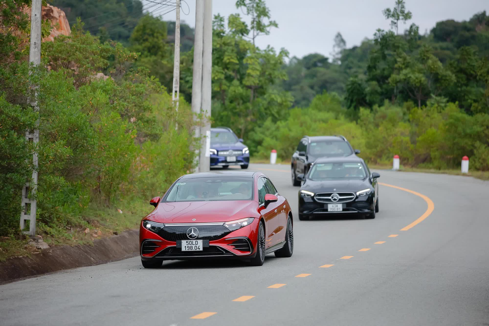 Mercedes-Benz EQS - Cái tên đáng gờm trong hạng mục Xe dẫn đầu xu hướng tại BCA 2023 - Ảnh 5. Mercedes-Benz EQS - Cái tên đáng gờm trong hạng mục Xe dẫn đầu xu hướng tại BCA 2023 - Ảnh 5.