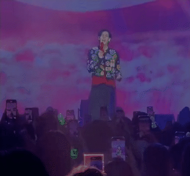 BamBam (GOT7) hát Thích Em Hơi Nhiều tặng fan tại concert TP.HCM, phát âm tiếng Việt thế nào mà gây sốt? - Ảnh 3.