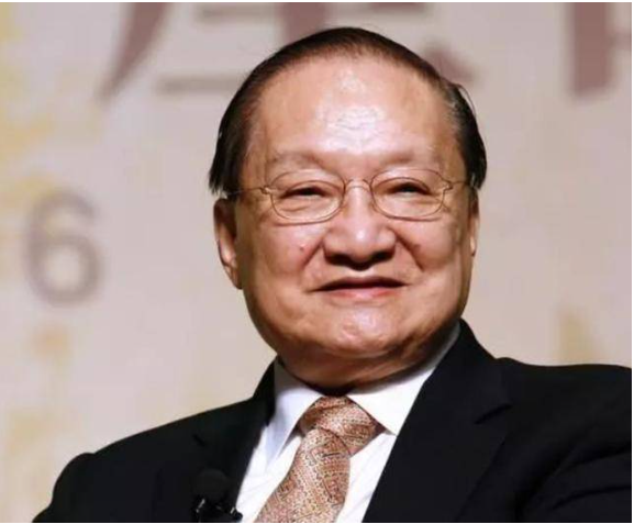 Không phải Tiểu Long Nữ, mỹ nhân này khiến Kim Dung sùng bái tới mức dùng tên đặt cho cháu gái - Ảnh 1. Không phải Tiểu Long Nữ, mỹ nhân này khiến Kim Dung sùng bái tới mức dùng tên đặt cho cháu gái - Ảnh 1.