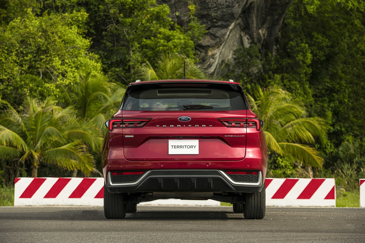 Ford Territory 'giá bán rẻ hơn giá trị mang lại', đua giải Xe phổ thông tiêu biểu cho gia đình tại BCA 2023 - Ảnh 3. Ford Territory 'giá bán rẻ hơn giá trị mang lại', đua giải Xe phổ thông tiêu biểu cho gia đình tại BCA 2023 - Ảnh 3.