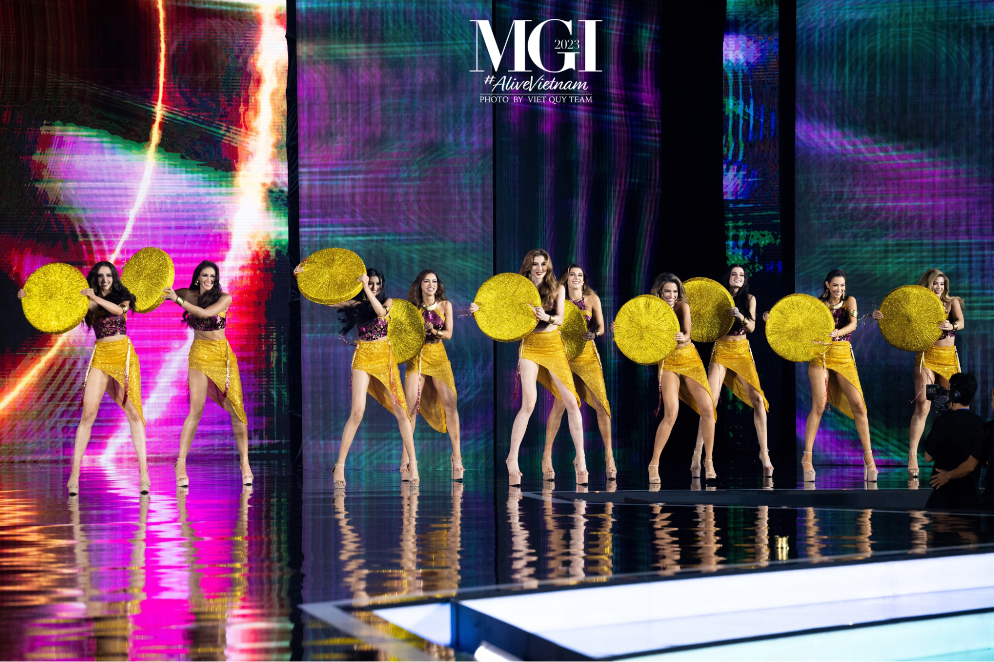 Miss Grand International: Hành trình 70 người đẹp qua 5 tỉnh thành quảng bá du lịch văn hóa Việt Nam - Ảnh 18.
