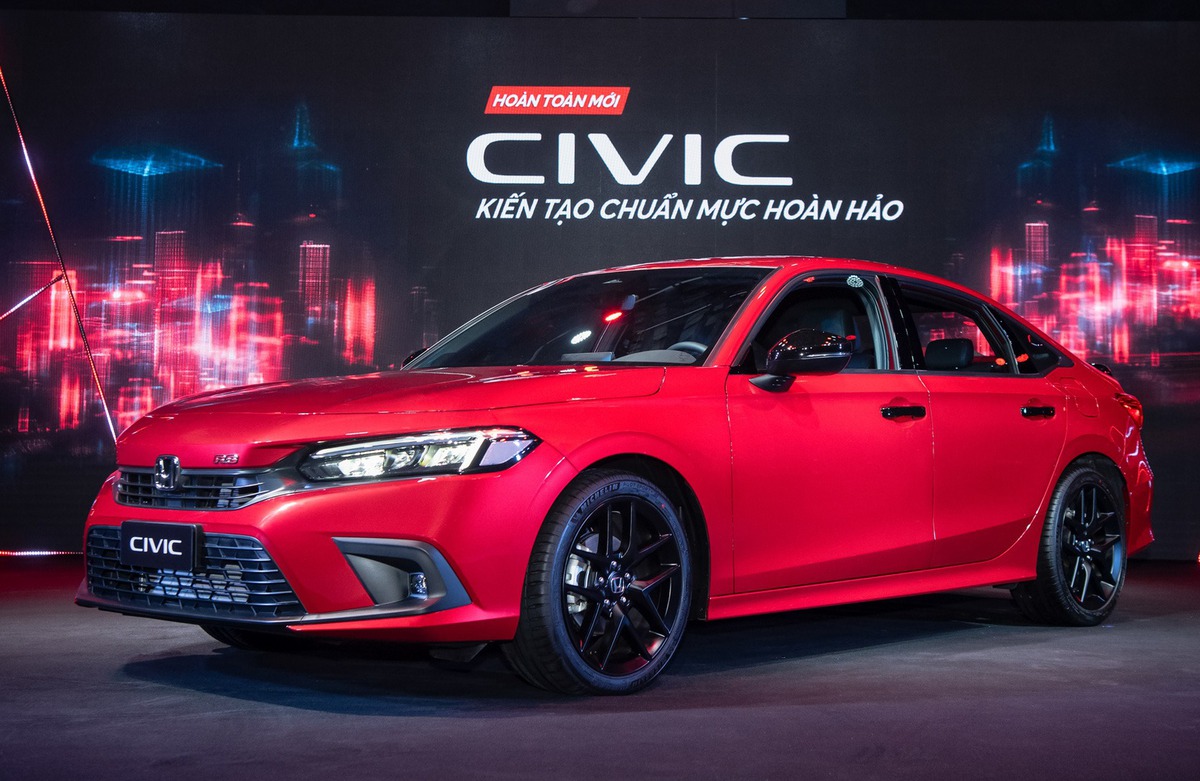 Honda Civic khó thắng giải "Cảm giác lái ấn tượng trên xe phổ thông" - Ảnh 2. Honda Civic khó thắng giải "Cảm giác lái ấn tượng trên xe phổ thông" - Ảnh 2.