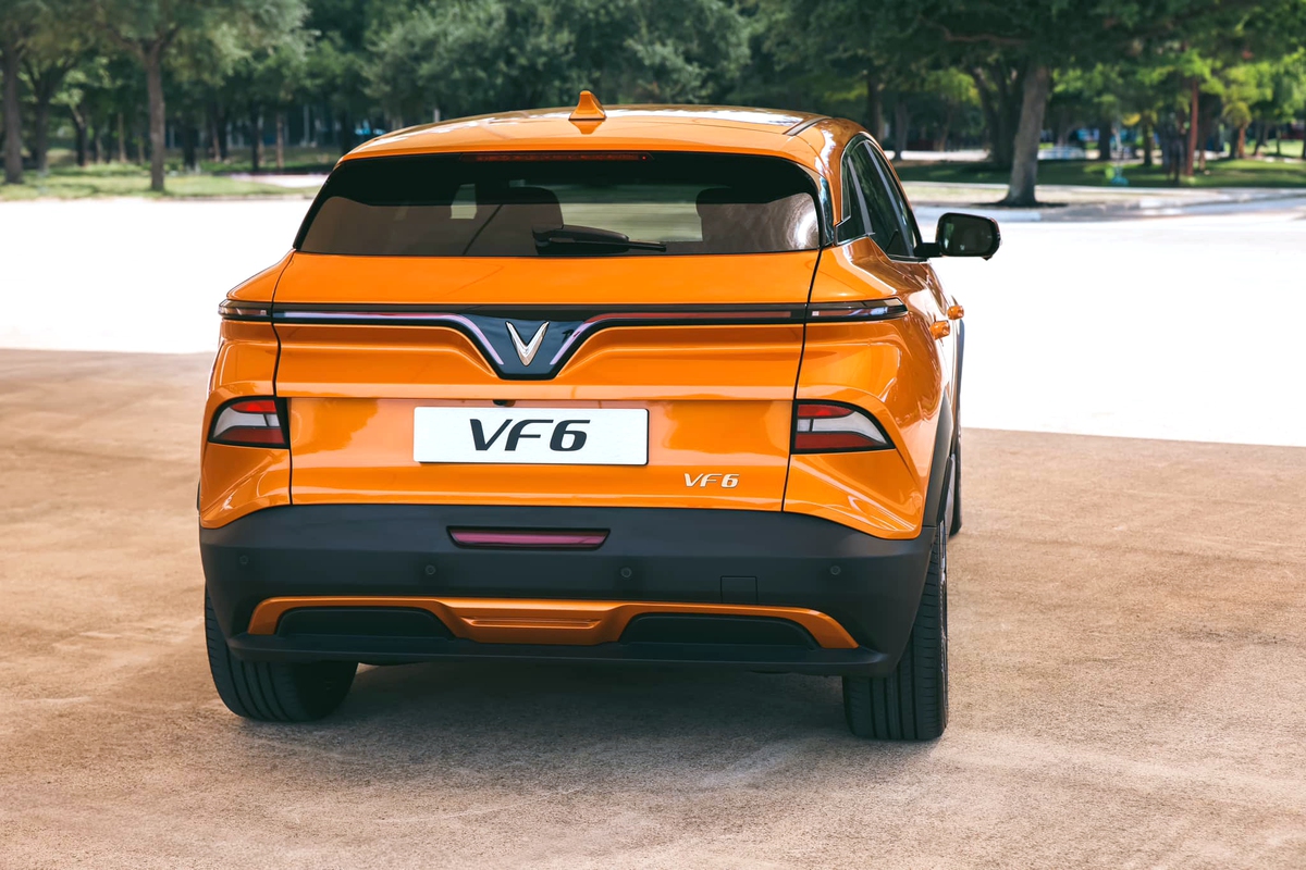 VinFast VF 6 - 'luồng gió mới' cho xe gia đình ở Việt Nam - Ảnh 5. VinFast VF 6 - 'luồng gió mới' cho xe gia đình ở Việt Nam - Ảnh 5.