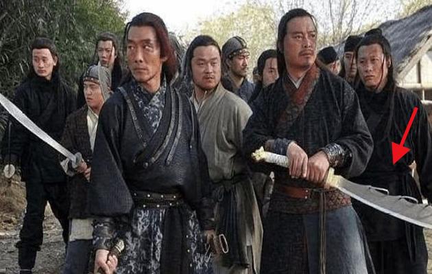 Vì sao thanh đao cổ lại có vòng sắt? Chuyên gia: “Nếu gặp kẻ có 9 cái trên đao, hãy chạy thật nhanh”- Ảnh 2.