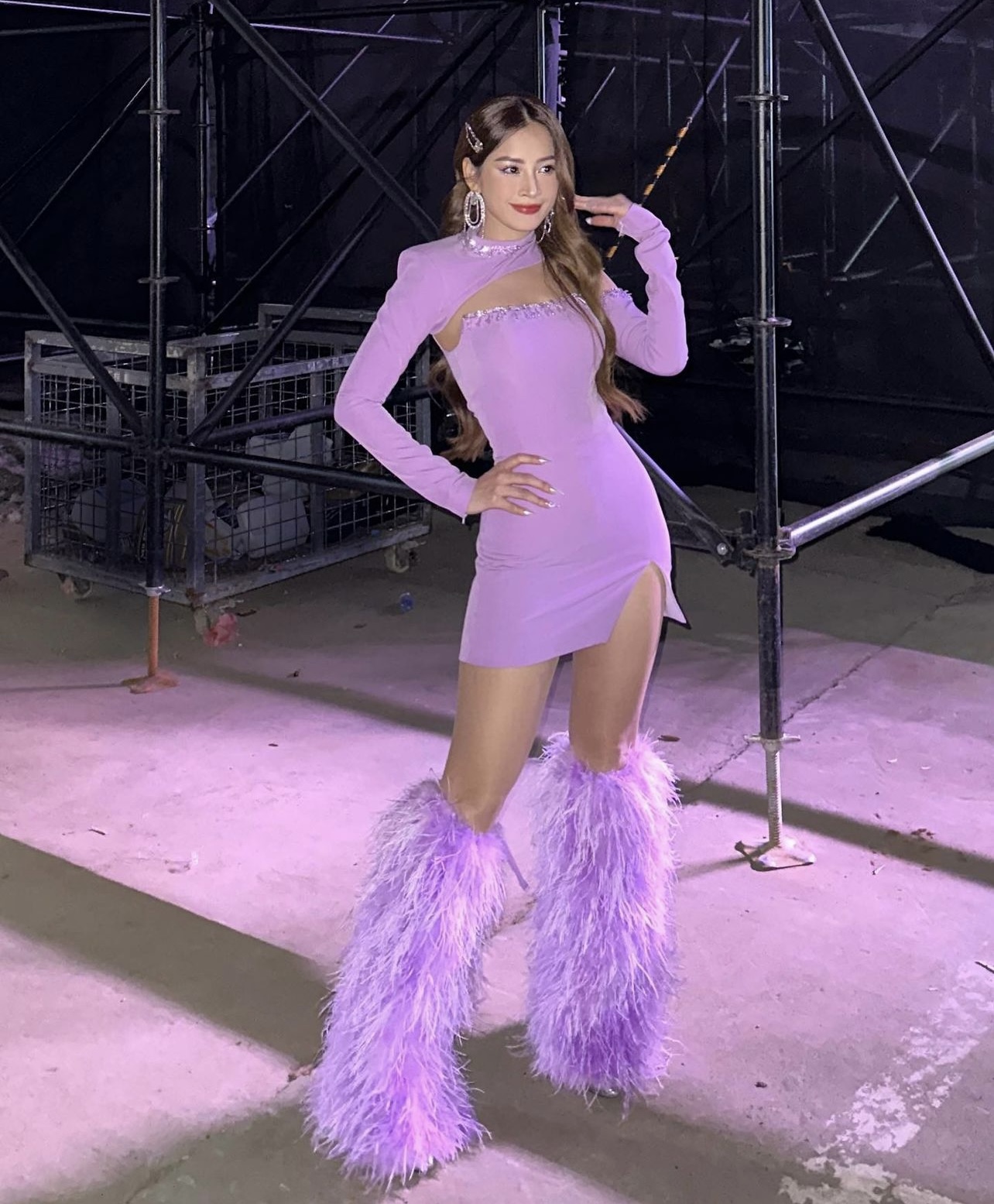 Chi Pu từ khi “Trung tiến": Style nền nã, dịu dàng hơn hẳn, outfit hở bạo ít xuất hiện hẳn- Ảnh 3. Chi Pu từ khi “Trung tiến": Style nền nã, dịu dàng hơn hẳn, outfit hở bạo ít xuất hiện hẳn- Ảnh 3.