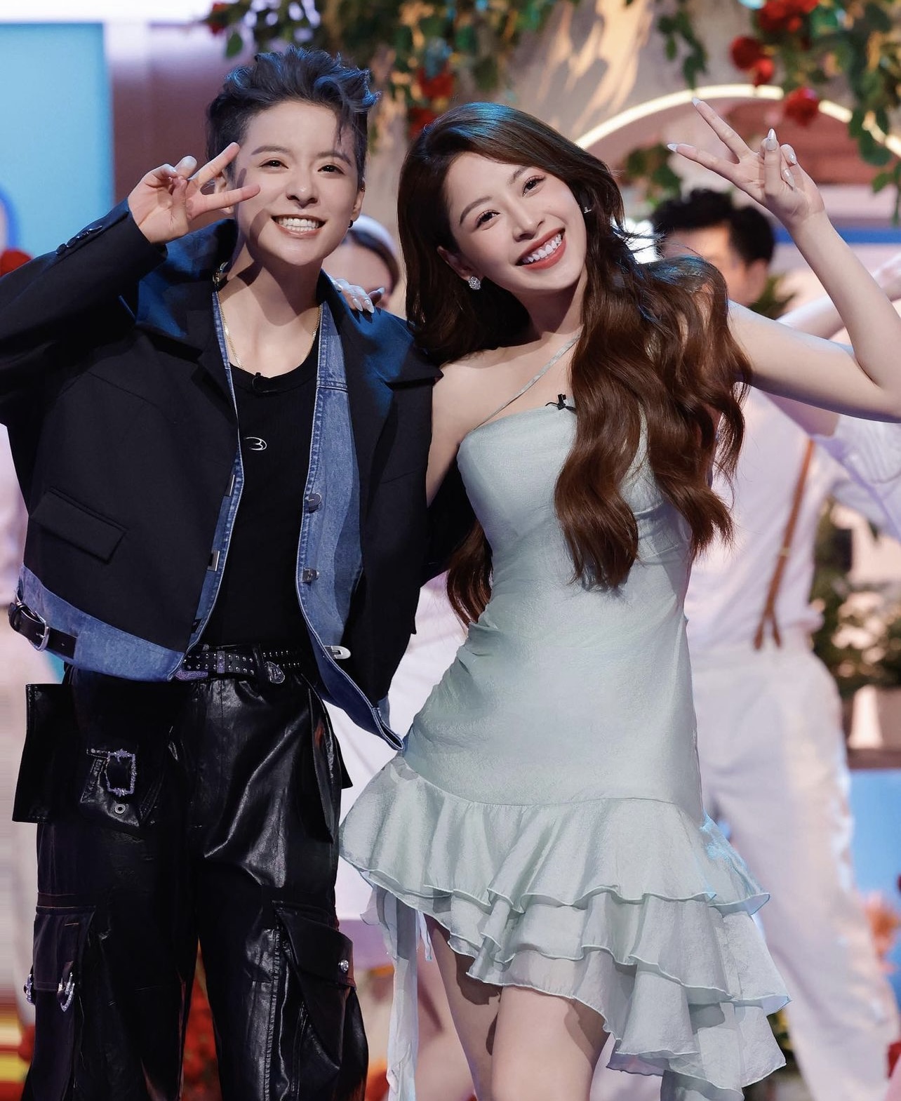 Chi Pu từ khi “Trung tiến": Style nền nã, dịu dàng hơn hẳn, outfit hở bạo ít xuất hiện hẳn- Ảnh 2. Chi Pu từ khi “Trung tiến": Style nền nã, dịu dàng hơn hẳn, outfit hở bạo ít xuất hiện hẳn- Ảnh 2.