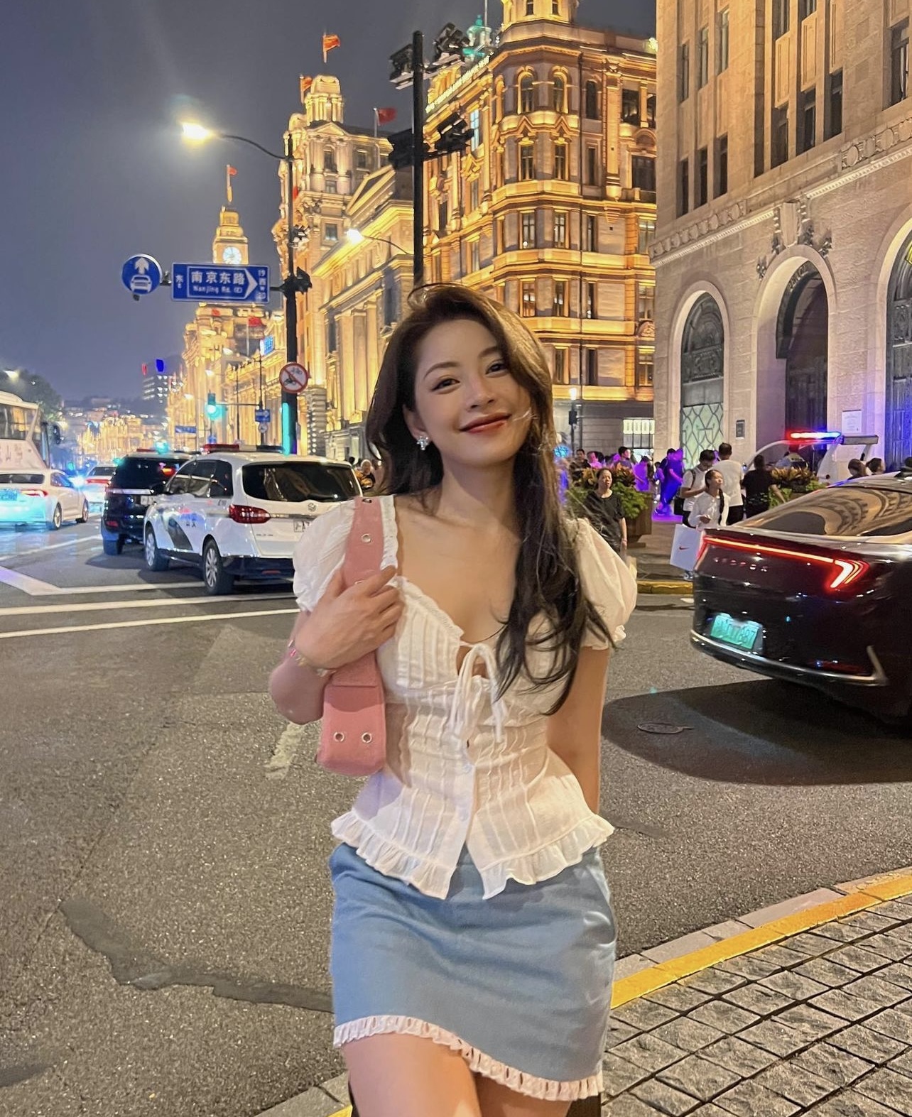 Chi Pu từ khi “Trung tiến": Style nền nã, dịu dàng hơn hẳn, outfit hở bạo ít xuất hiện hẳn- Ảnh 11. Chi Pu từ khi “Trung tiến": Style nền nã, dịu dàng hơn hẳn, outfit hở bạo ít xuất hiện hẳn- Ảnh 11.