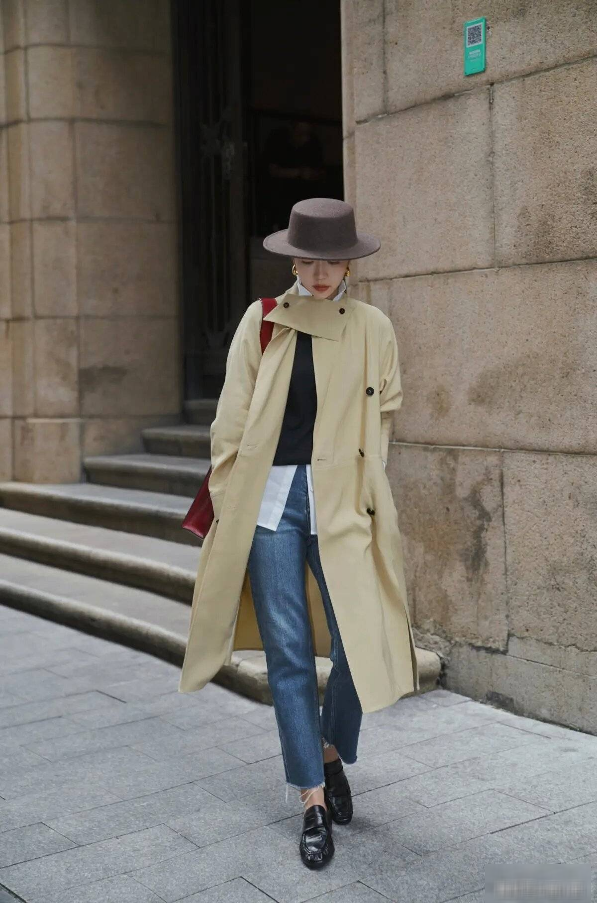 Đây mới là 2 kiểu quần hack chân dài, cân mọi vóc dáng trong mùa lạnh- Ảnh 3. Đây mới là 2 kiểu quần hack chân dài, cân mọi vóc dáng trong mùa lạnh- Ảnh 3.