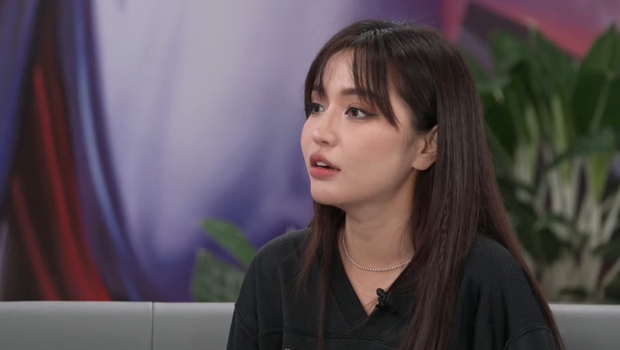 Bích Phương hé lộ chuyện bị chủ quán đòi nợ, hạ quyết tâm chinh phục Liên Quân- Ảnh 3.
