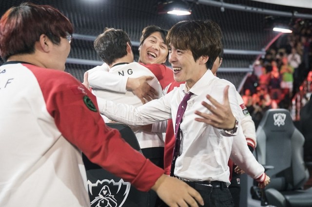 T1 đón huyền thoại HLV về nhà, nhưng có nguy cơ mất đi 3 siêu sao vừa giúp đội tuyển vô địch CKTG- Ảnh 3. T1 đón huyền thoại HLV về nhà, nhưng có nguy cơ mất đi 3 siêu sao vừa giúp đội tuyển vô địch CKTG- Ảnh 3.