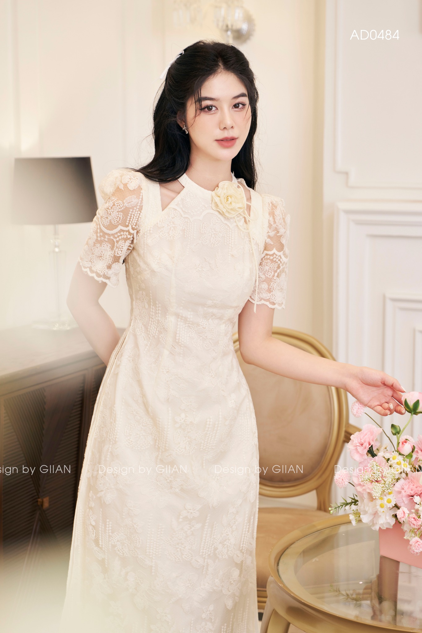 Xu hướng áo dài cách tân Tết 2024 tập trung vào một chi tiết cách điệu- Ảnh 16.