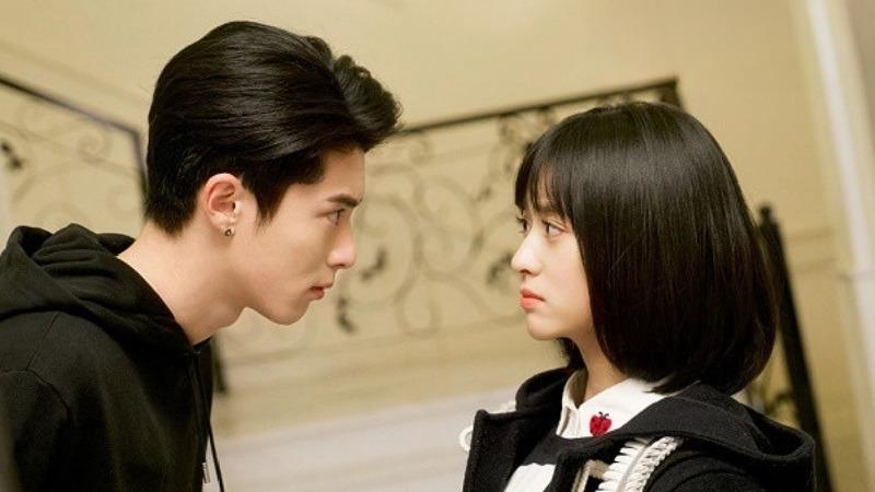 Mỹ nam Hoa ngữ nổi danh chuyên làm "phi công": Yêu "máy bay" hơn 19 tuổi, bị nói có nụ hôn như quả sầu riêng- Ảnh 1.