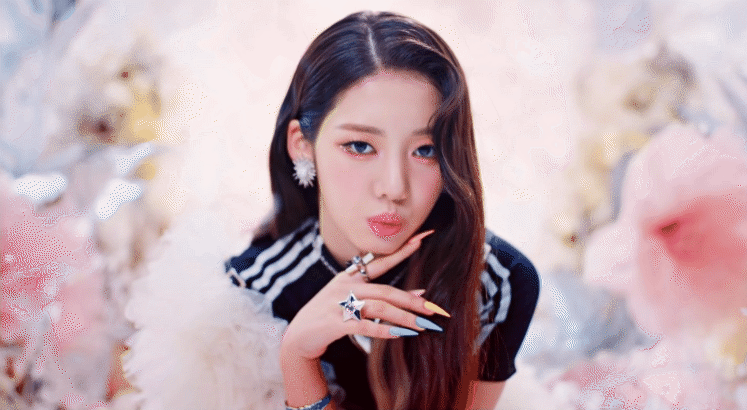 BLACKPINK giữa lúc YG debut BABYMONSTER: Im hơi lặng tiếng vẫn “chiếm sóng" nhóm em gái, gây sốt cõi mạng vì 1 lý do!- Ảnh 9.