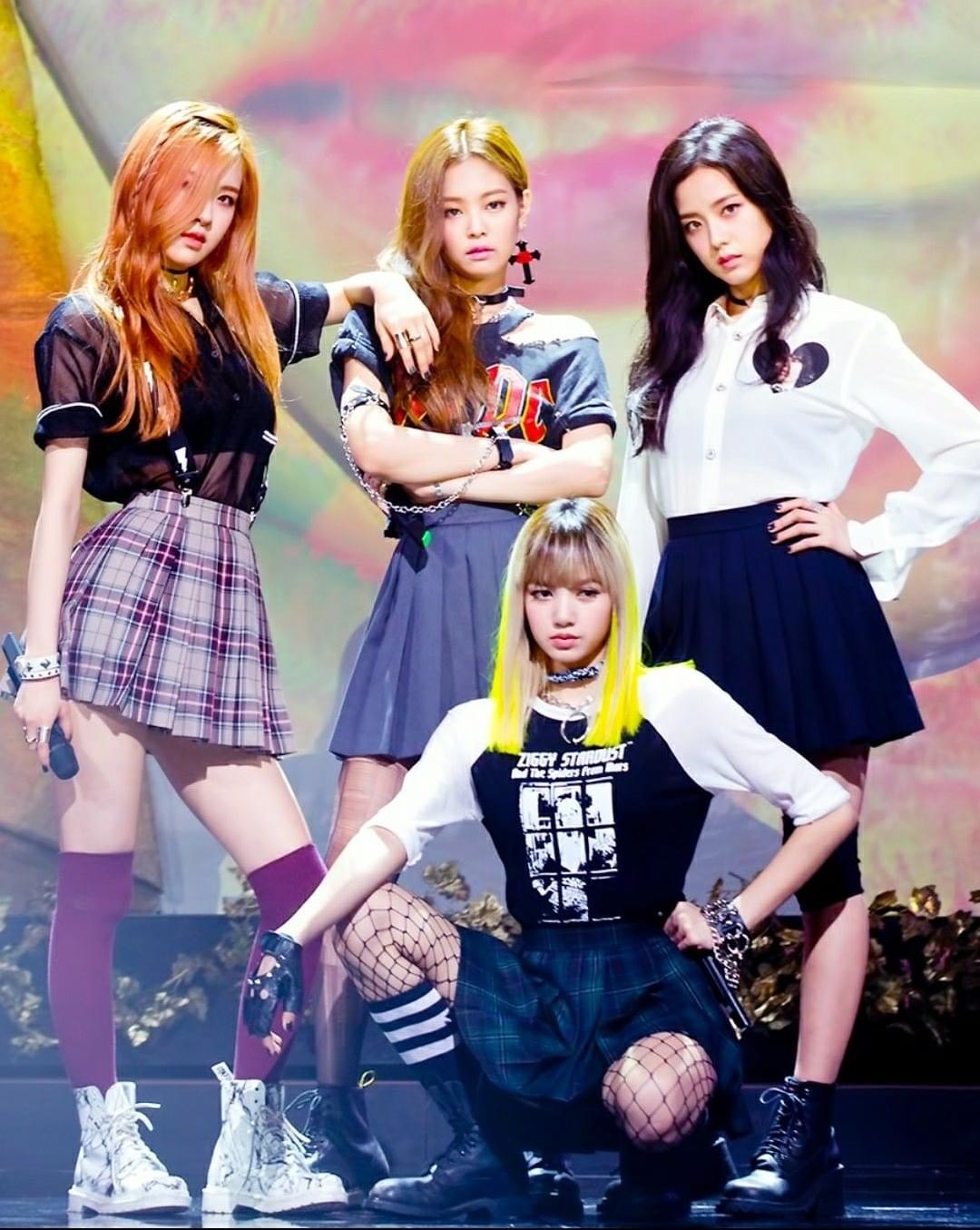 BLACKPINK giữa lúc YG debut BABYMONSTER: Im hơi lặng tiếng vẫn “chiếm sóng" nhóm em gái, gây sốt cõi mạng vì 1 lý do!- Ảnh 15.