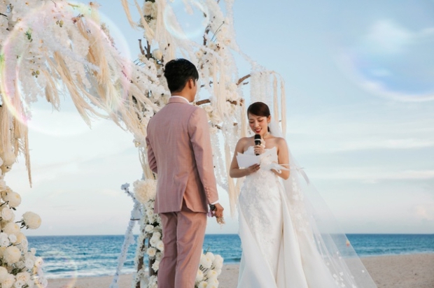 Toàn cảnh đám cưới Puka: Trường Giang và nửa showbiz tề tựu, Lan Ngọc -  Hòa Minzy lúc đi hết mình lúc về hết hồn - Ảnh 5.