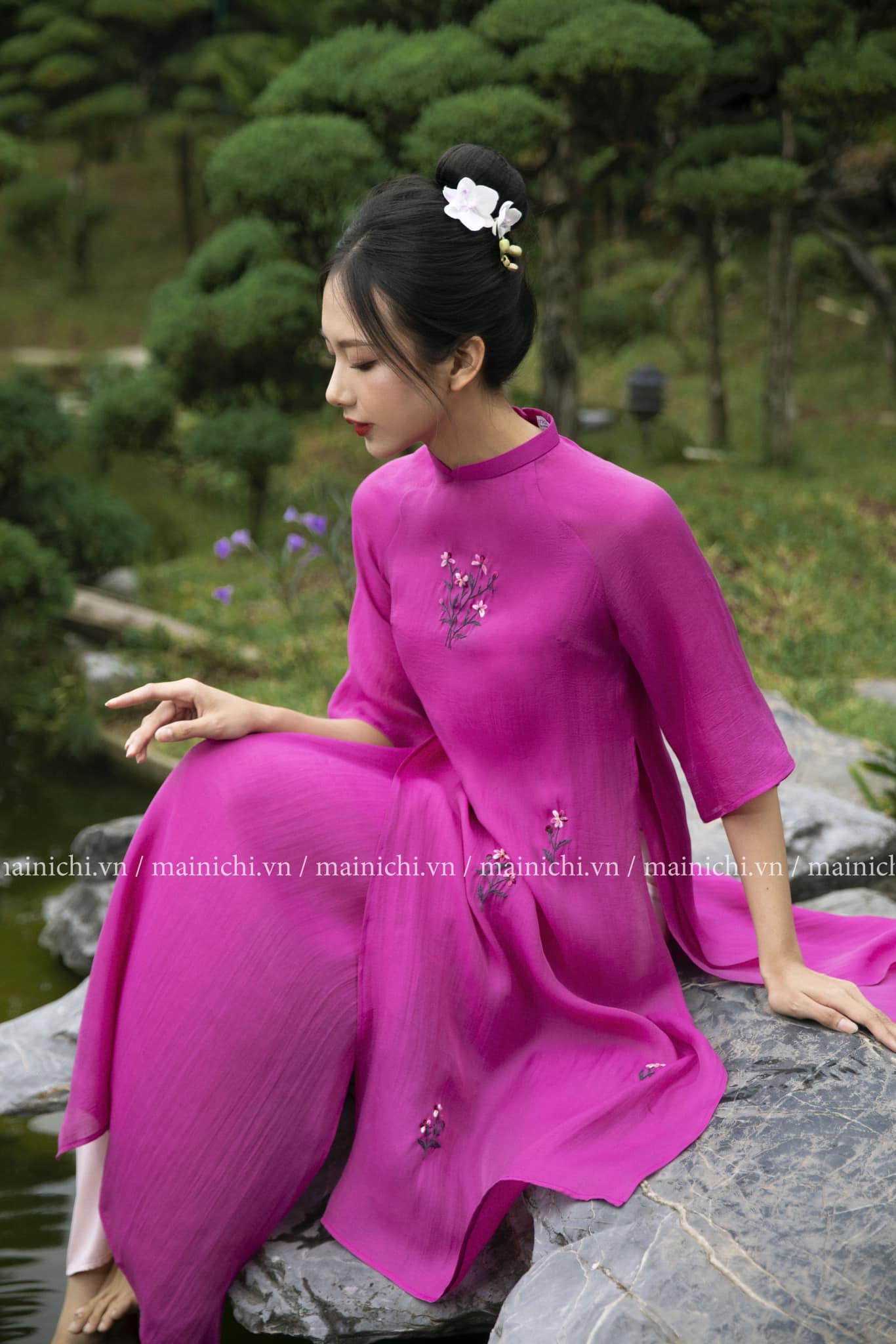 Với ngân sách 750.000 - 2 triệu VNĐ, tôi đã ngắm được 8 local brand bán áo dài siêu xinh để diện Tết này- Ảnh 33.