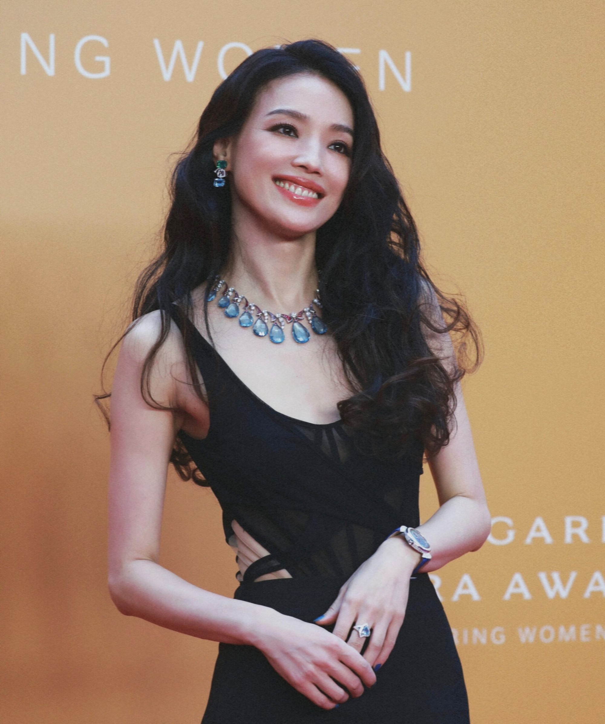 Chẳng cần "dao kéo", Thư Kỳ U50 vẫn cực trẻ đẹp nhờ 2 loại thức uống siêu đơn giản- Ảnh 2.