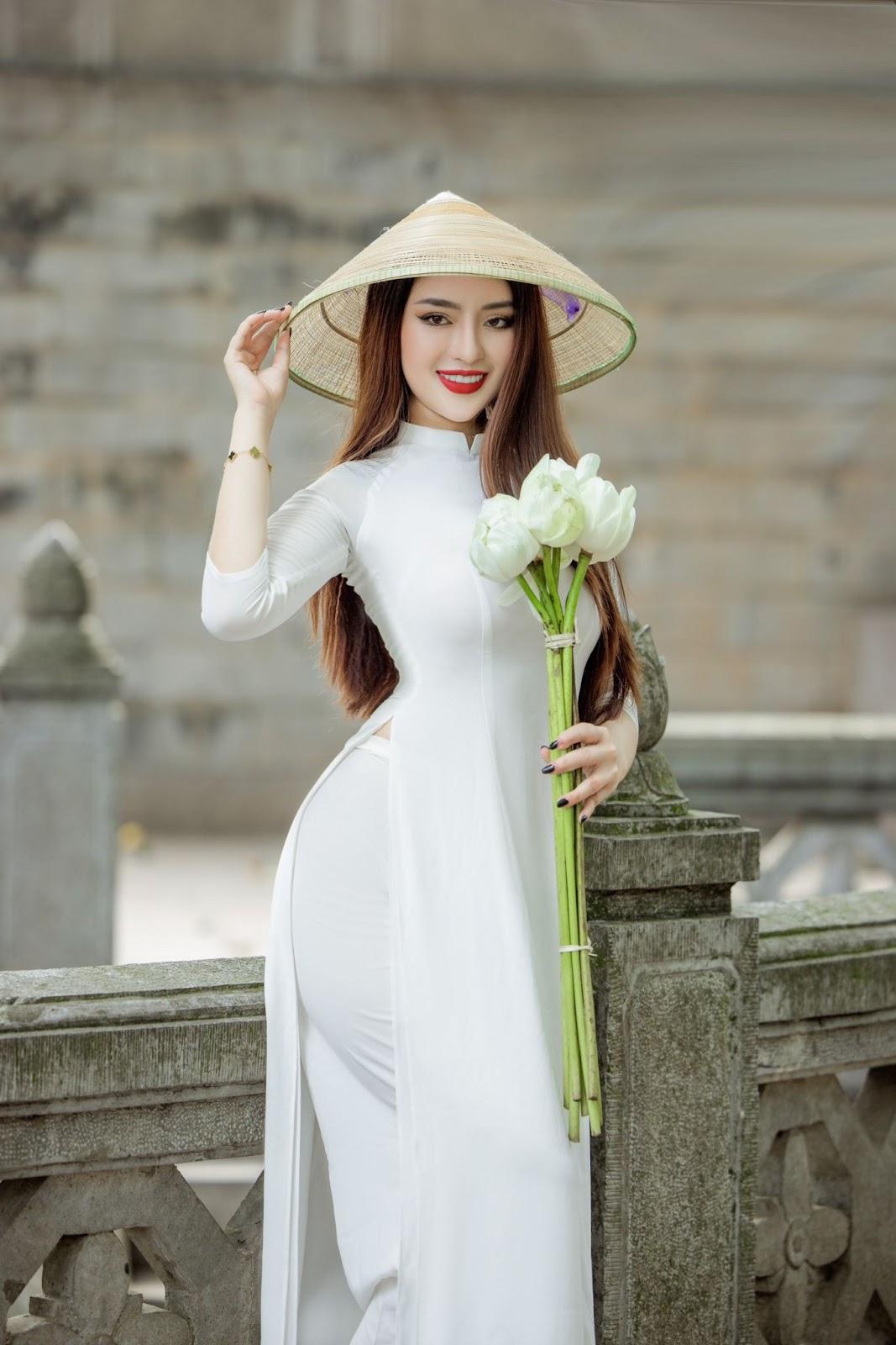 Nữ sinh Nhân văn Võ Nguyễn Mỹ Uyên chia sẻ về nghề người mẫu ảnh- Ảnh 2. Nữ sinh Nhân văn Võ Nguyễn Mỹ Uyên chia sẻ về nghề người mẫu ảnh- Ảnh 2.