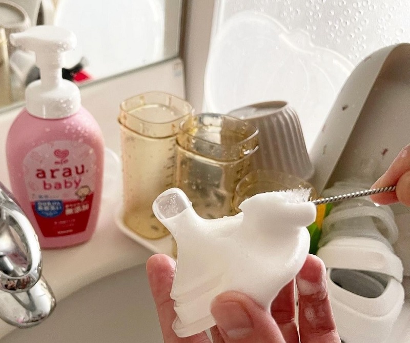 5 loại nước rửa bình sữa được nhiều mẹ bỉm đánh giá cao, bỏ ra chi phí rẻ mà an toàn cho bé- Ảnh 1.