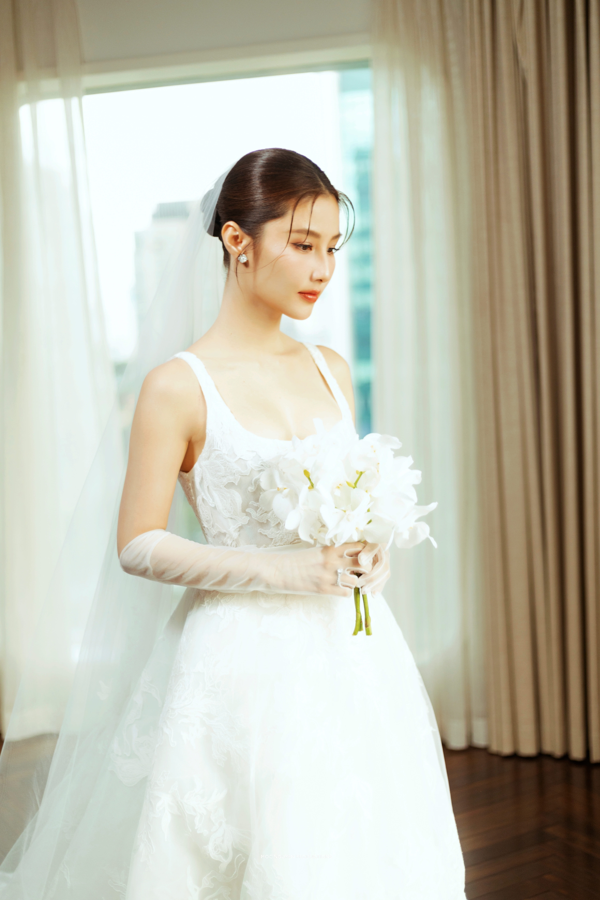 Hình ảnh "hot" tại đám cưới Diễm My 9x: Cô dâu xuất hiện đơn giản mà tinh tế, không gian cưới như cổ tích- Ảnh 2.