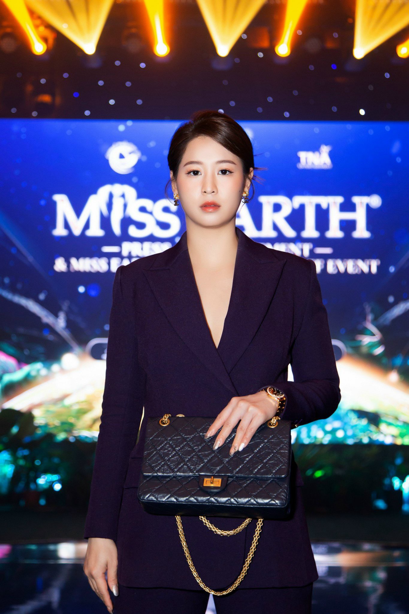 Nhan sắc, gia thế khủng của giám khảo Miss Earth 2023 Betty Bùi Đỗ- Ảnh 1.