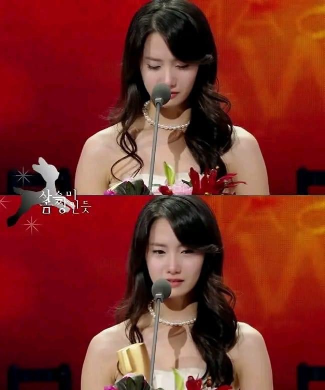 Hot lại video Yoona tại thảm đỏ sự kiện năm 2008, nhan sắc ra sao mà khiến netizen khen nức nở?- Ảnh 2. Hot lại video Yoona tại thảm đỏ sự kiện năm 2008, nhan sắc ra sao mà khiến netizen khen nức nở?- Ảnh 2.