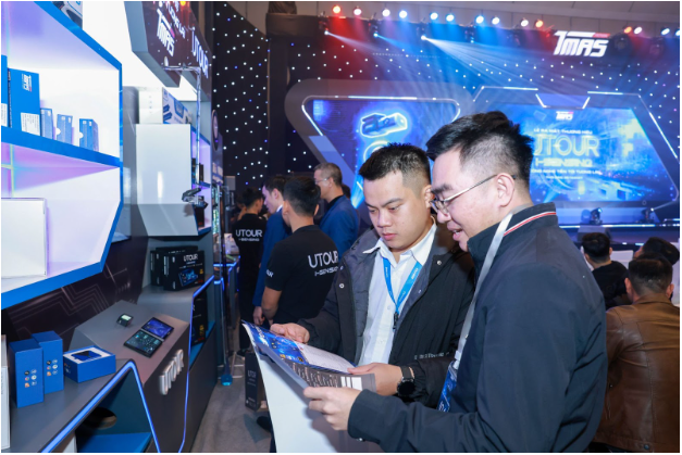 TMAS Việt Nam ra mắt thương hiệu UTOUR cùng hàng loạt sản phẩm công nghệ thông minh tại sự kiện kỷ niệm 5 năm- Ảnh 3.