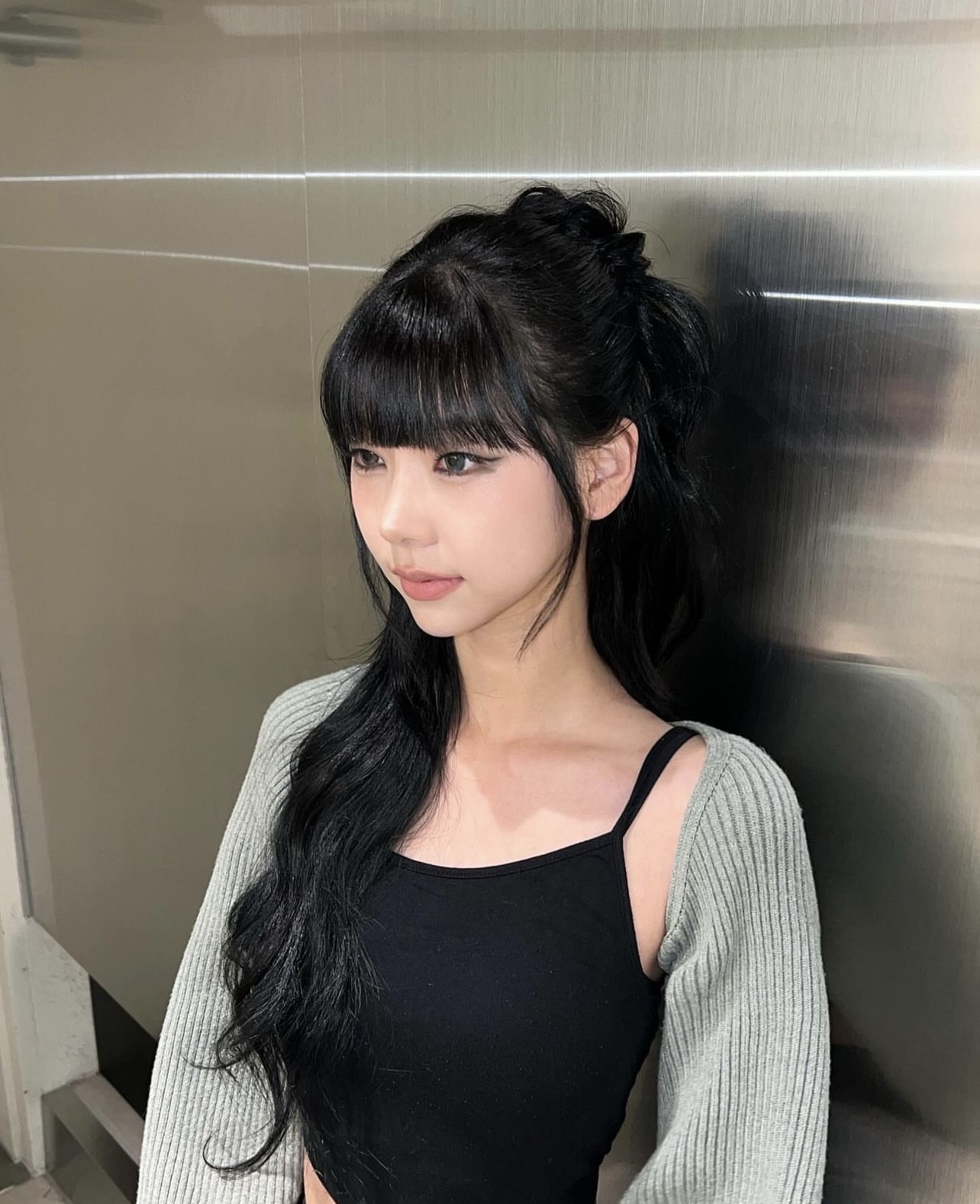 Nữ dancer "gây lú" vì khoảnh khắc như chị em ruột với Karina, nhan sắc ngoài đời ra sao?- Ảnh 2.