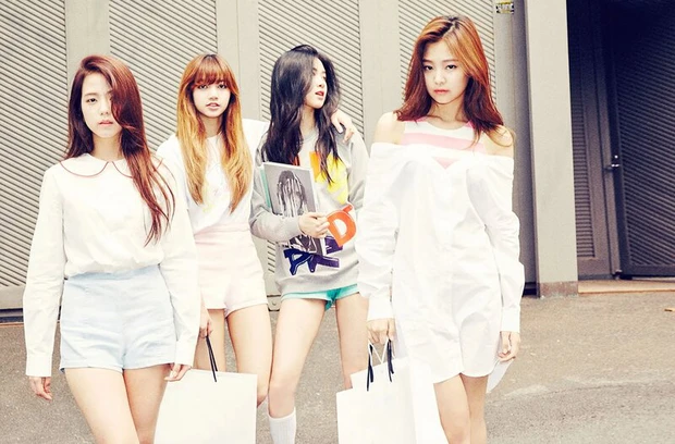 Nhìn lại màn debut đỉnh cao của BLACKPINK: Tạo nên cơn địa chấn Kpop, chứa bí mật 4 năm sau mới được hé lộ- Ảnh 6.