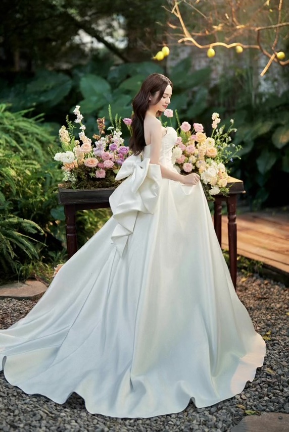 Hậu trường chụp ảnh cưới của Đặng Thu Hà: Cô dâu thay đổi một thứ mà nhan sắc như được gỡ “phong ấn”- Ảnh 7.