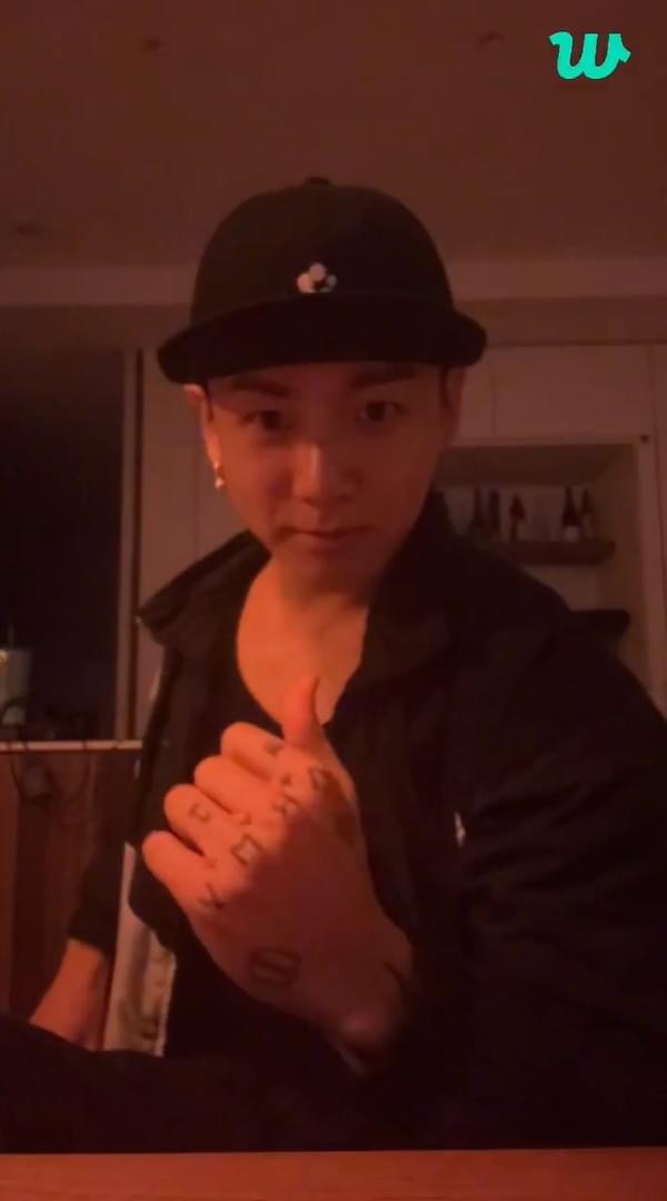 Jung Kook trước thềm nhập ngũ: Giao diện “boy phố” gây sốt, tự hát tự nhảy hit mới của SEVENTEEN ủng hộ bạn thân!- Ảnh 4.