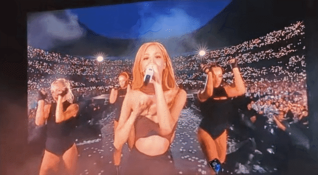 Biển trắng dành cho Rosé (BLACKPINK) khởi nguồn từ fan ở Philippines sang đến Pháp, nhưng tại Việt Nam là đỉnh cao nhất - Ảnh 5.