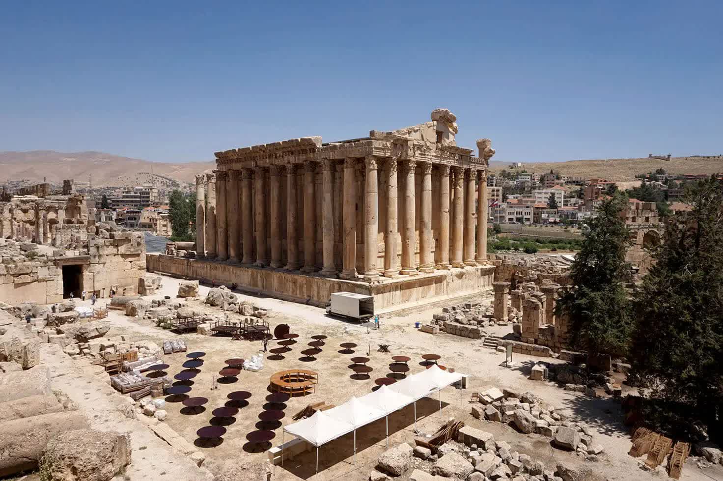 Bí ẩn về đền thờ Baalbek, nơi công nghệ hiện đại không thể sao chép được quá trình xây dựng! - Ảnh 1.