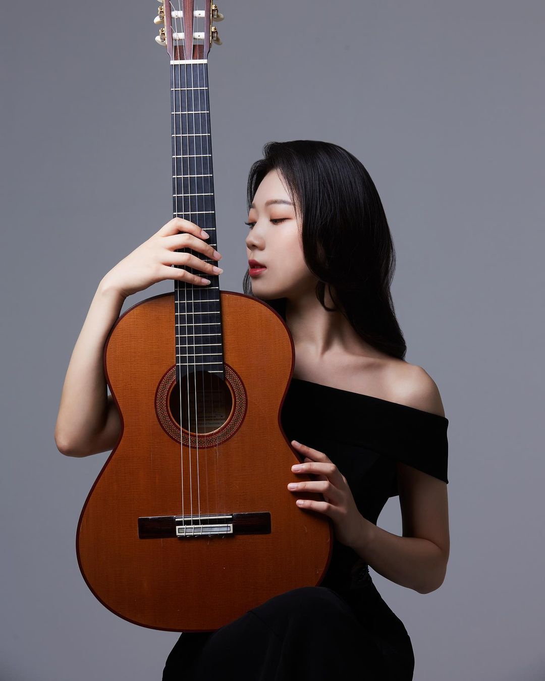 Chị của Gumayusi là nghệ sĩ guitar