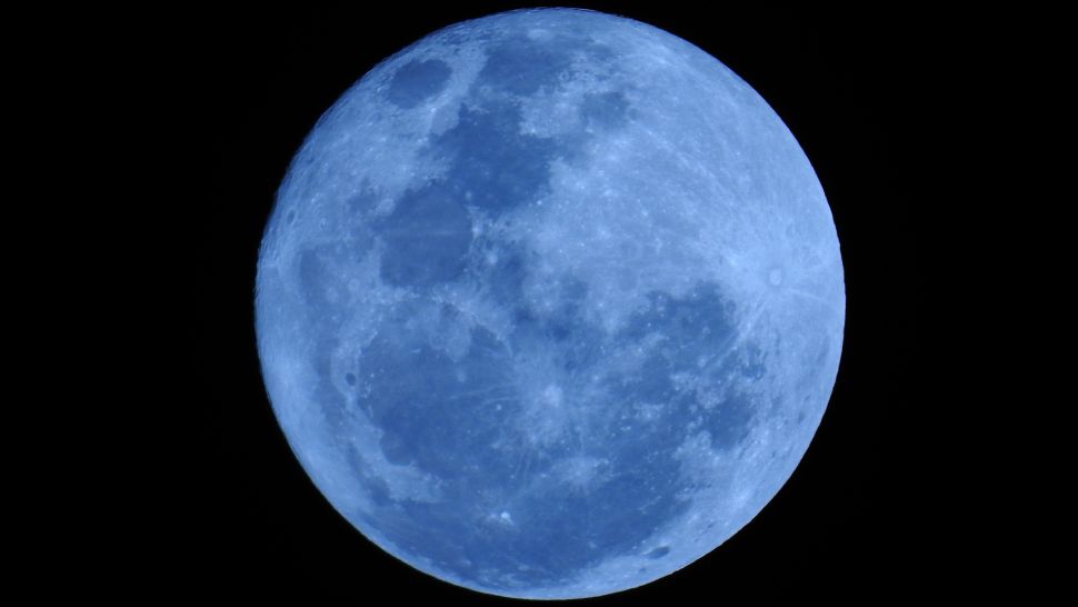 Siêu trăng lớn nhất năm sắp chiếu sáng bầu trời đúng dịp nghỉ lễ 2/9 - Ảnh 1.