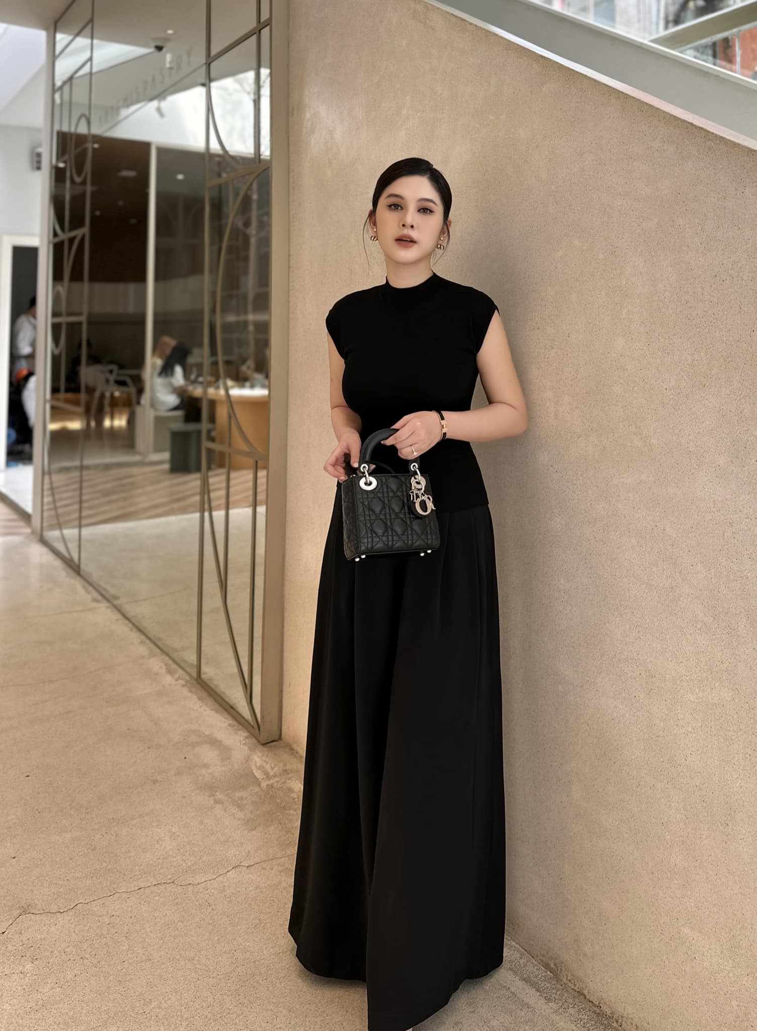 Hội bạn thân nổi tiếng cùng Phanh Lee - Thiếu phu nhân hào môn: Tình duyên khiến dân mạng phát sốt