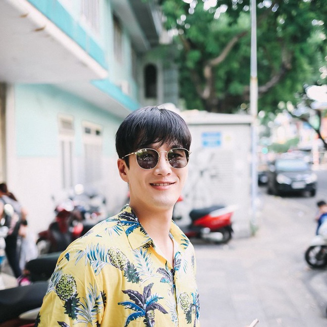 Hot lại loạt ảnh bạn trai Jisoo check in Đà Nẵng, độ u mê Việt Nam không thua kém người yêu siêu sao! - Ảnh 6.