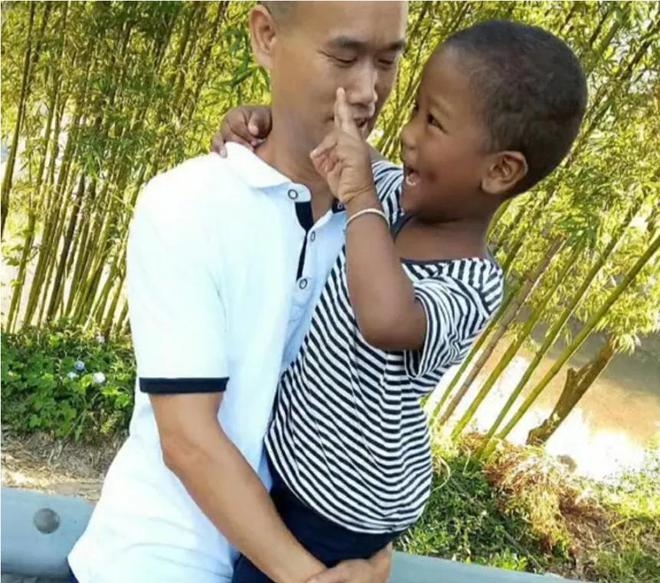 Chàng trai nông thôn lấy vợ Châu Phi bị phản đối, không ngờ thời gian sau thu “trái ngọt” khiến ai cũng ngưỡng mộ - Ảnh 5.