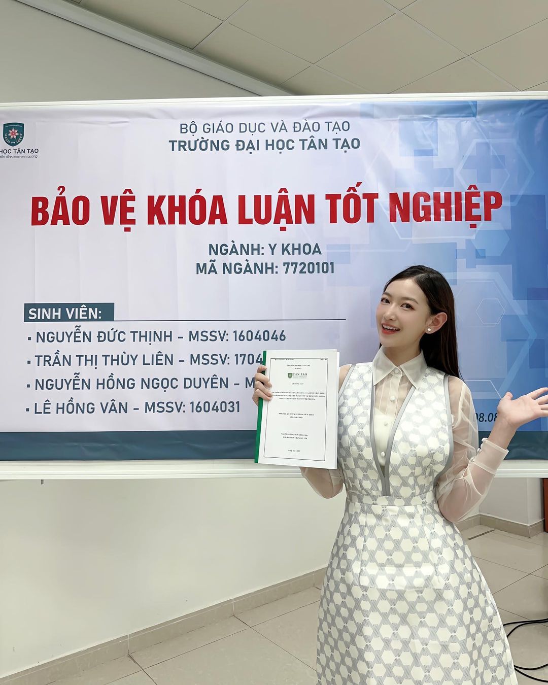 Nữ CEO gen Z - nhà tài trợ đồng hành chăm sóc sức khỏe răng miệng tại Miss Grand Vietnam 2023 - Ảnh 2.