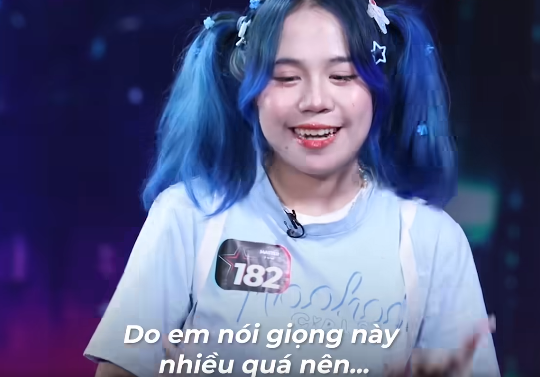 Từng gây &quot;ám ảnh&quot; với giọng rap, hot girl làng game quên luôn tiếng &quot;mẹ đẻ&quot;? - Ảnh 4.