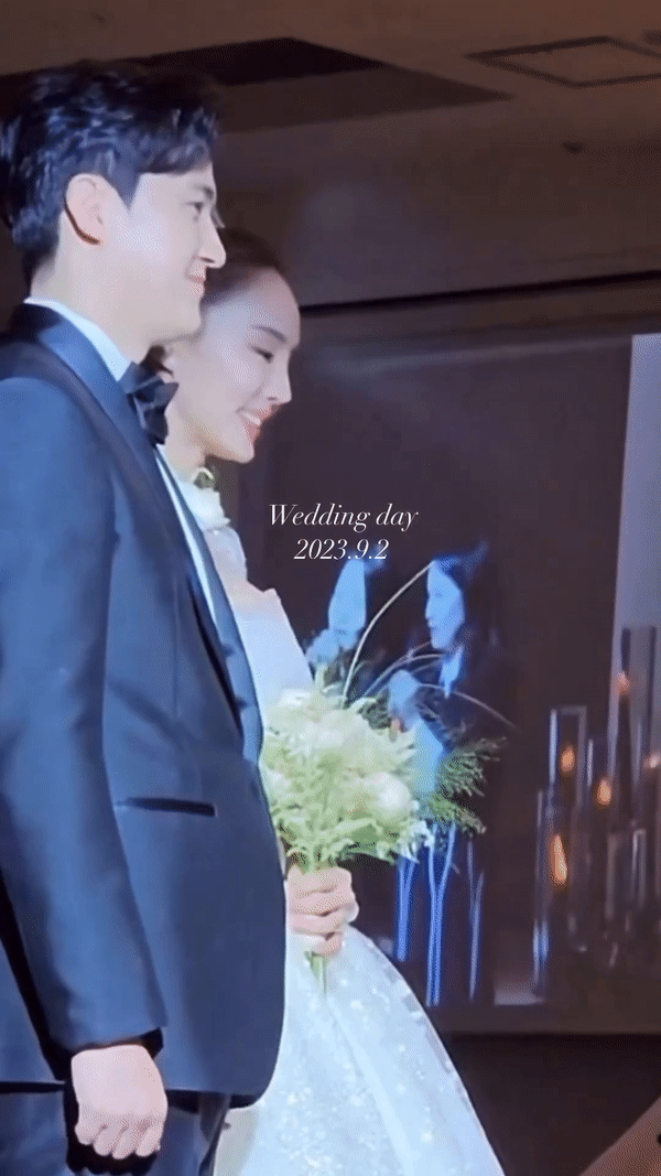 Loạt ảnh trong hôn lễ đẹp như phim của mỹ nhân Dream High: Nhan sắc cô dâu gây sốt, cặp đôi hôn nhau đắm đuối - Ảnh 10.