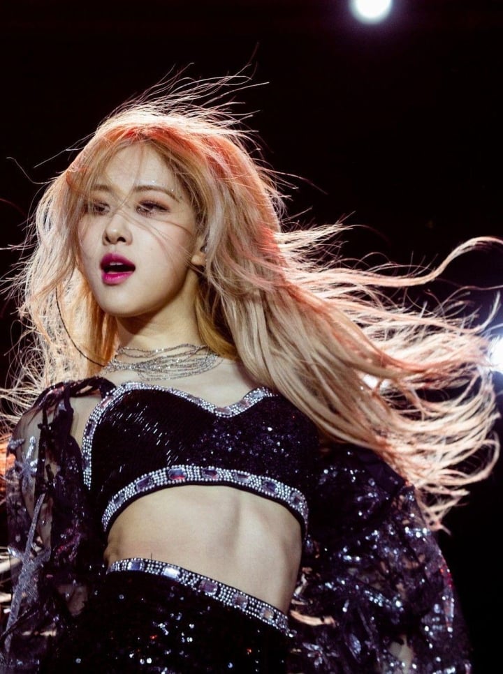 Huyền thoại "tóc nhảy" của Rosé từng khiến hội chị em "cười ná thở" với khoảnh khắc này- Ảnh 3.
