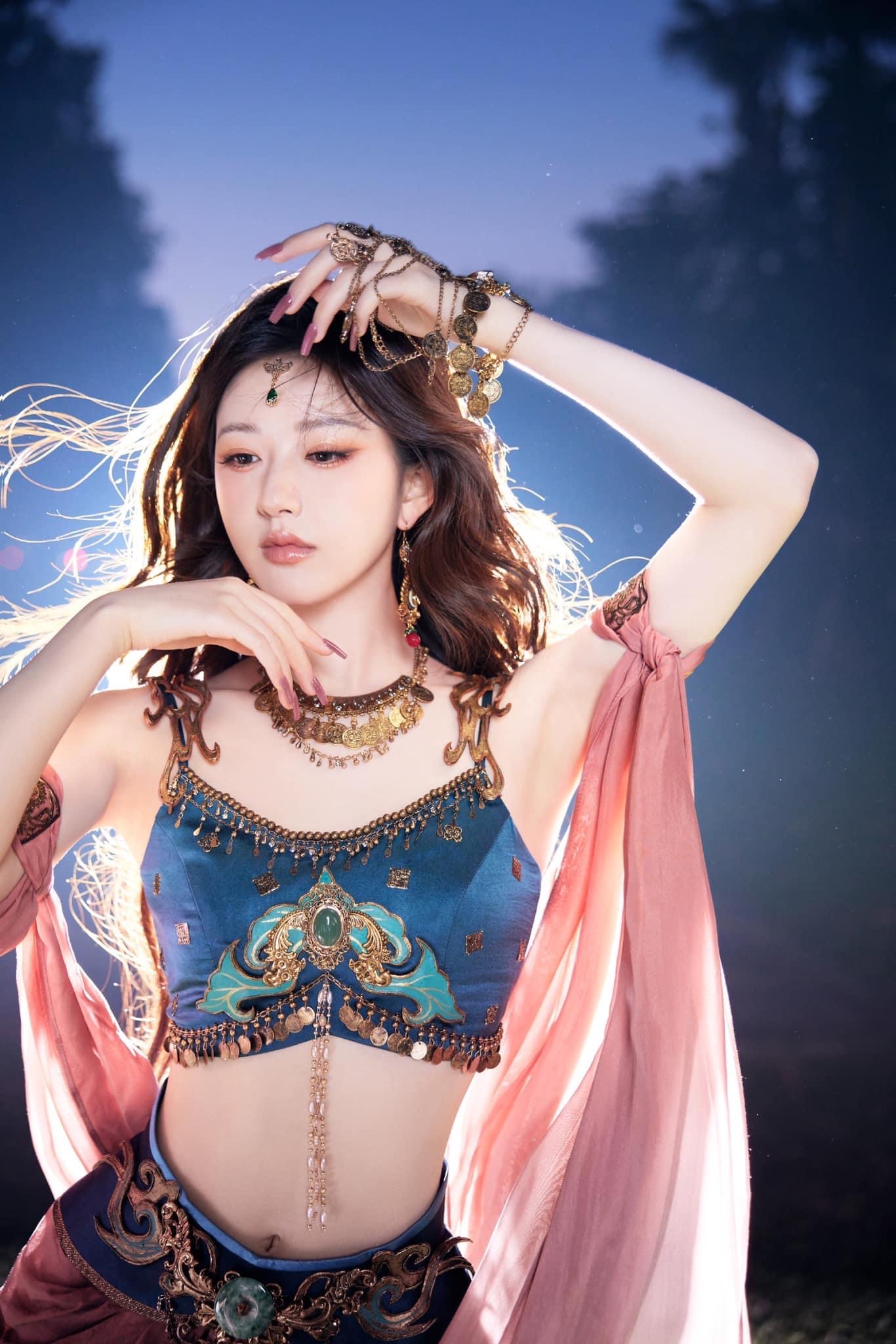 Triệu Lộ Tư xinh ngút ngàn trong tạo hình thần nữ nhưng liệu có vượt qua được Angelababy?- Ảnh 7.