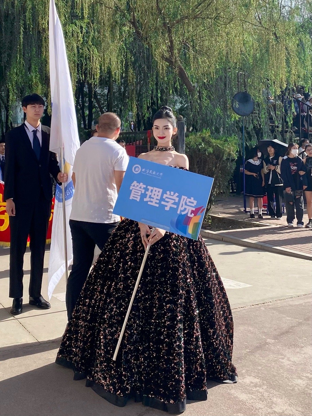 Loạt nữ sinh "khuynh đảo" cả trường chỉ vì khoảnh khắc chớp nhoáng ở hội thao: Thanh xuân nợ tôi những nữ thần như thế!- Ảnh 16.