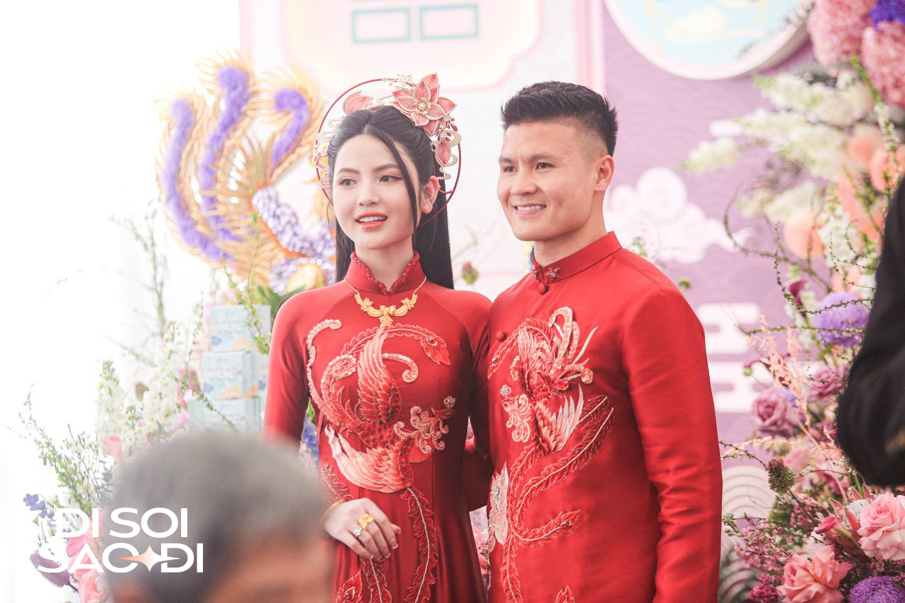 Chu Thanh Huyền vẫn chọn kiểu tóc xõa cho đám hỏi, diện 2 mẫu áo dài có ý nghĩa ấn tượng- Ảnh 8.