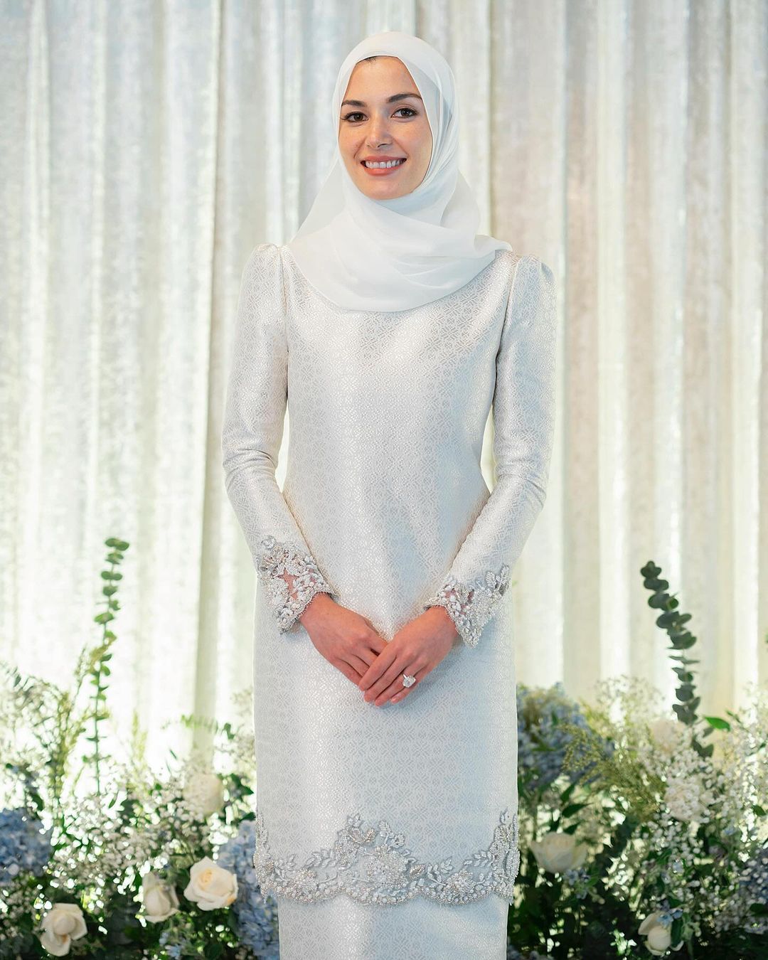 Hé lộ tạo hình cưới thứ 4 của Hoàng tử Brunei, nhan sắc cô dâu tiếp tục trở thành tâm điểm- Ảnh 6.