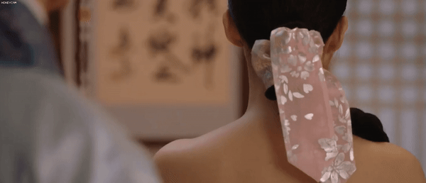 Loạt phim đáng xem của mỹ nhân Hàn hot nhất hiện tại: Nữ hoàng lãng mạn, từng có cảnh cởi áo "gây bão" MXH- Ảnh 4.