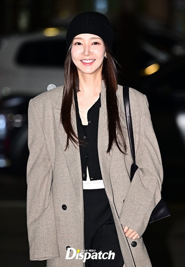 Park Min Young bất ngờ được so sánh với G-Dragon và Lee Jin Wook: Thần thái người vô tội là đây?- Ảnh 2. Park Min Young bất ngờ được so sánh với G-Dragon và Lee Jin Wook: Thần thái người vô tội là đây?- Ảnh 2.