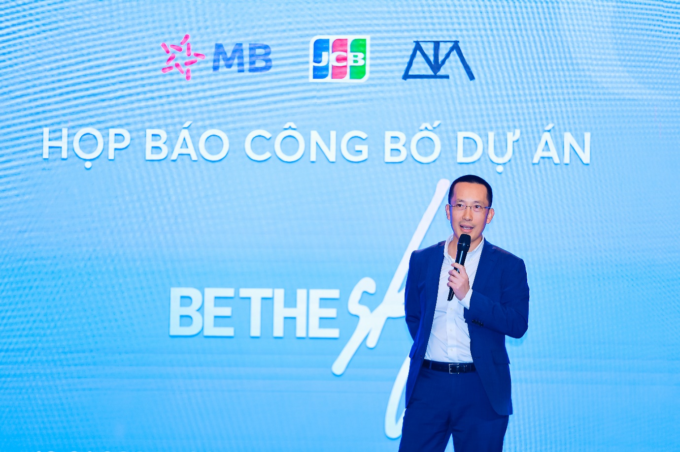 Be The Sky trình làng, mang đậm cá tính Sơn Tùng M-TP- Ảnh 4.